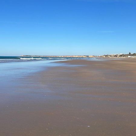 Conil Vistas Al Mar Del Roqueo, Fuente Del Gallo コニル・デ・ラ・フロンテラ エクステリア 写真